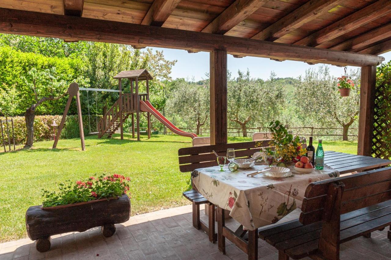 Agriturismo Le Dolci Colline Valfabbrica Extérieur photo